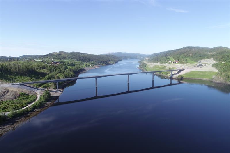 Beitstadsundbrua 10. juni. Foto: Håvard Hustad, Trøndelag fylkeskommune.