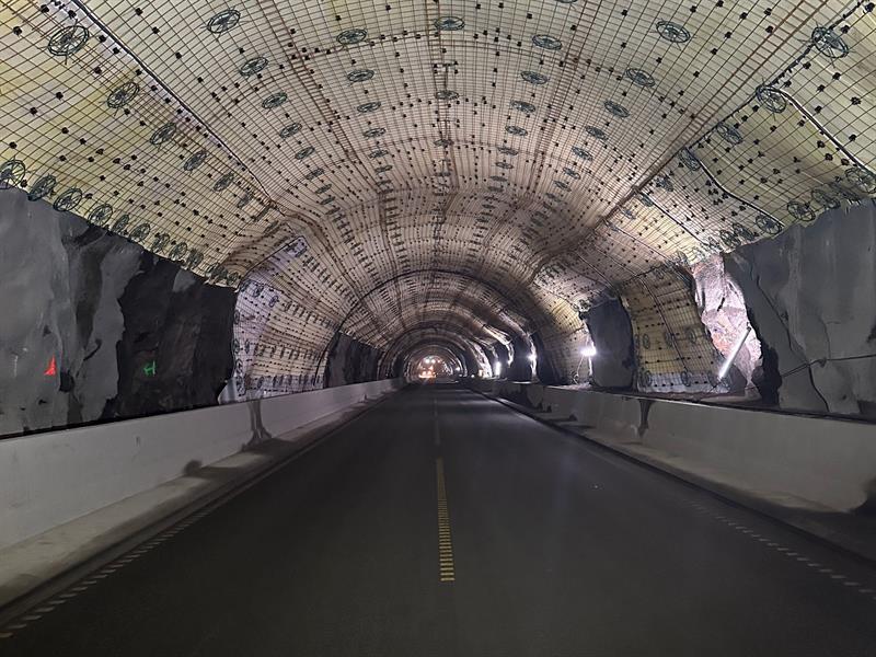 Frøyatunnelen. Bilde